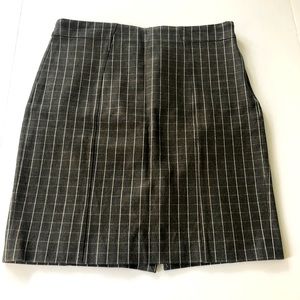 Banana Republic stretch plaid skirt, grey olive color